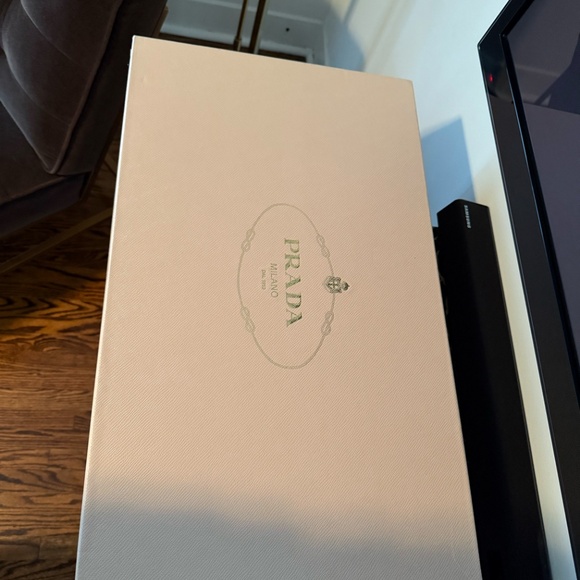 Beautiful Prada Boots from Holt Renfrew size 39 Black - Picture 12 of 15